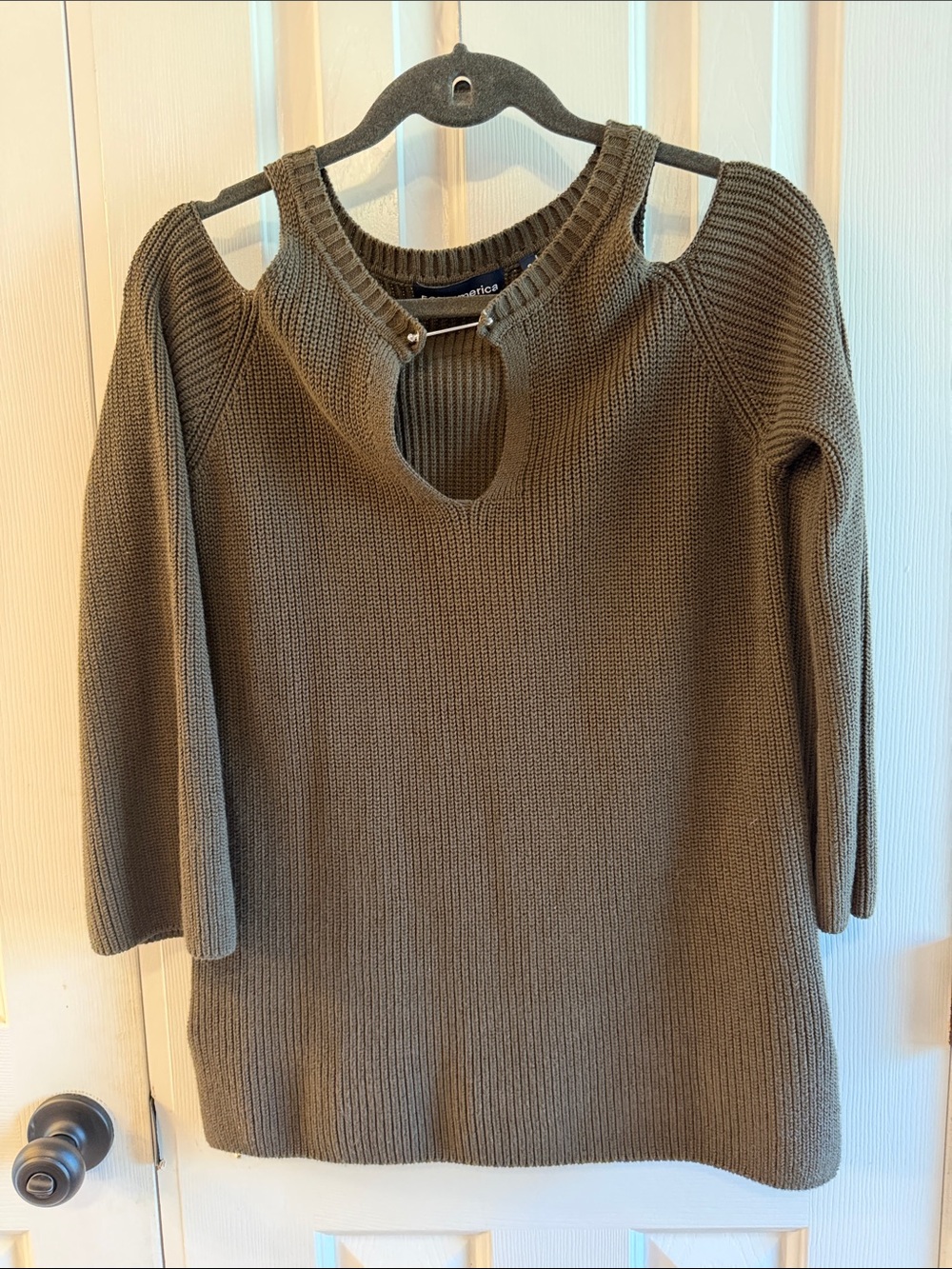 525 America Olive Cold-Shoulder Keyhole Knit Sweater